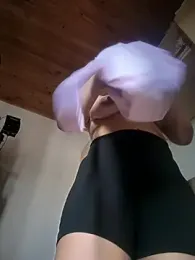 ValeryGrey की स्ट्रीम इमेज